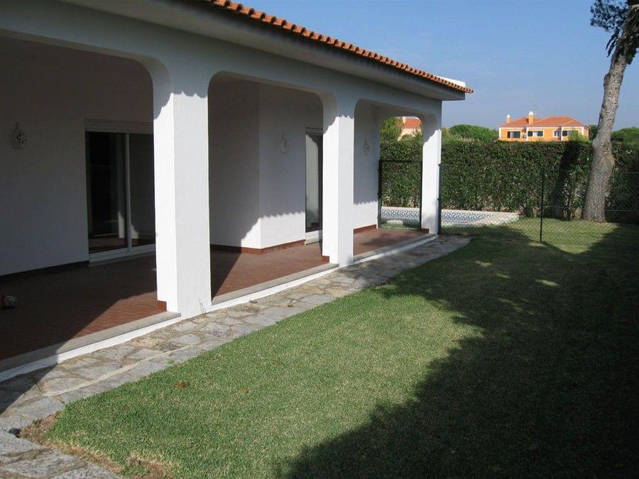 Moradia T5 com piscina, Areia, Cascais - Imagem 24