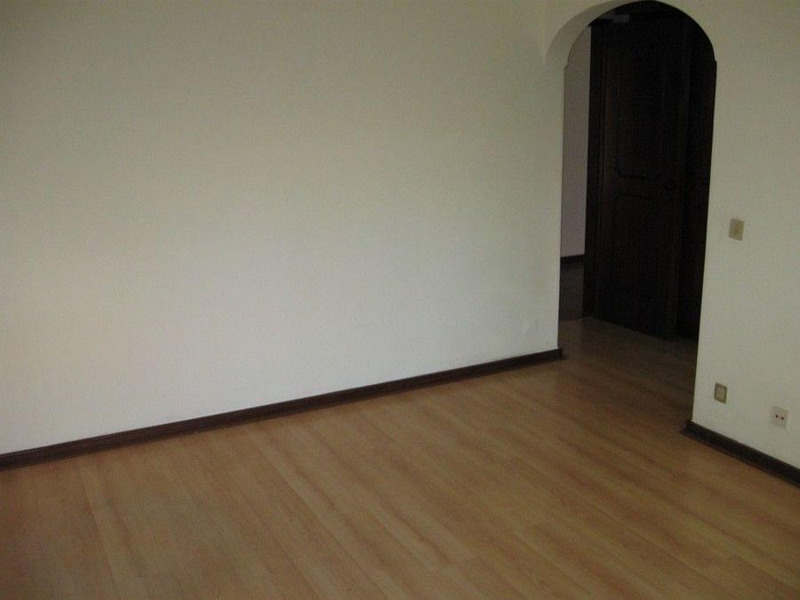 Moradia T5 com piscina, Areia, Cascais - Imagem 19