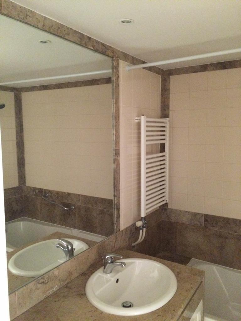 Appartement T3 avec piscine dans un condominium fermé