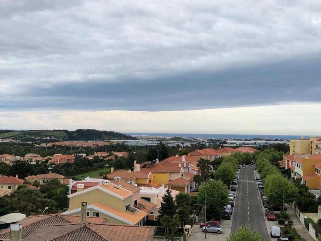 Appartement T3 avec piscine dans un condominium fermé