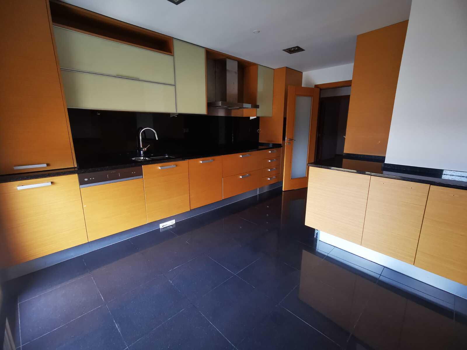Apartamento T3 com estacionamento, Amoreira, Cascais - Imagem 9