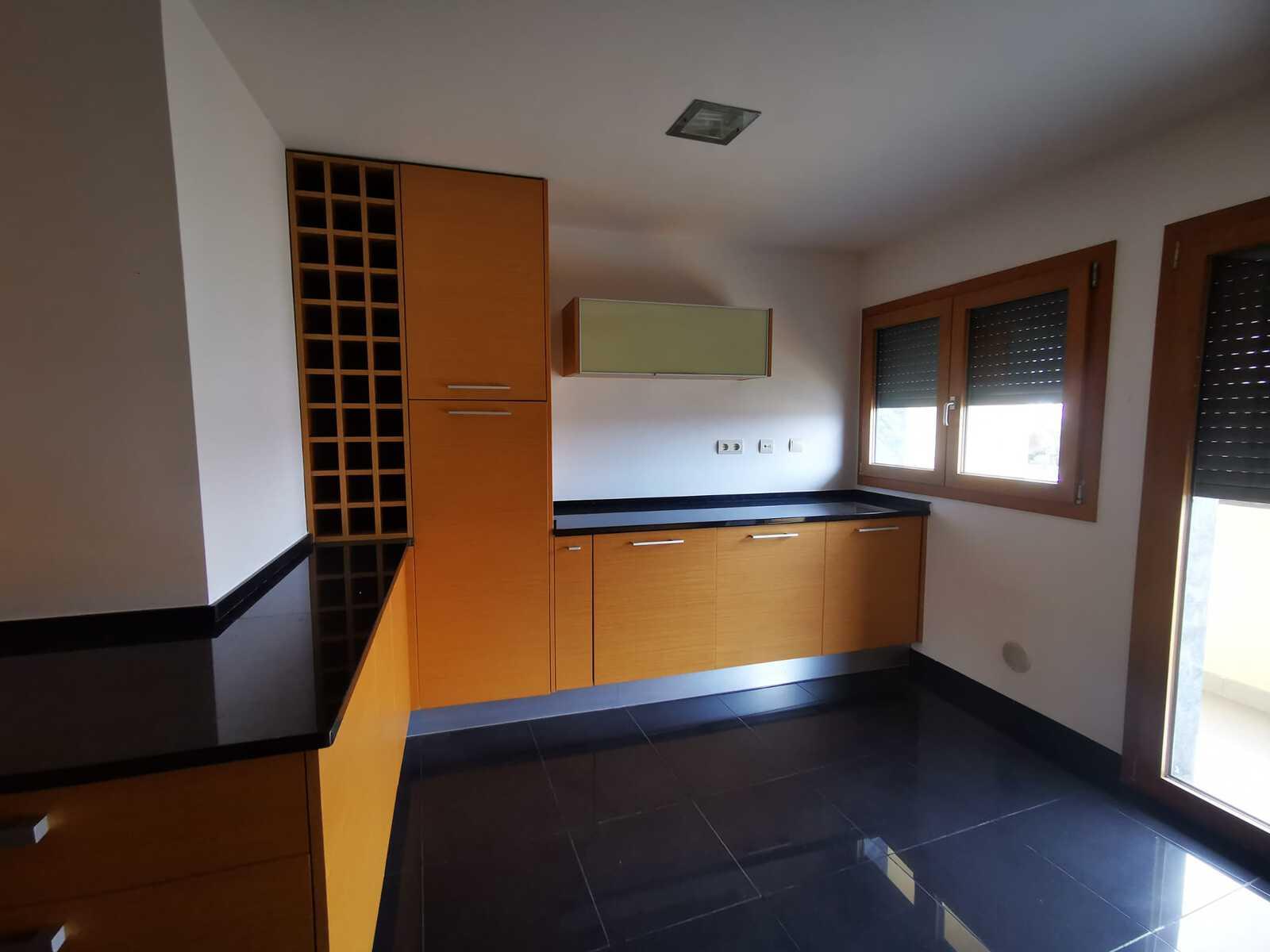Apartamento T3 com estacionamento, Amoreira, Cascais - Imagem 11