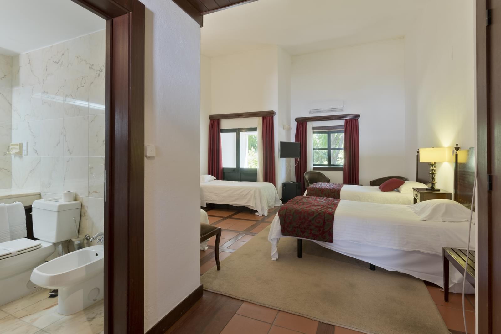 29 Bedroom Farm/Ranch/Plantation's Image 8