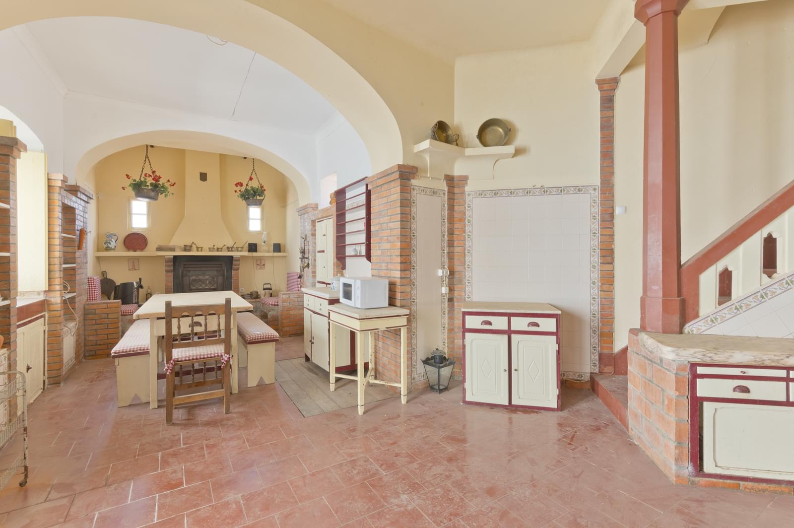 Mansion, Elvas - Image 11