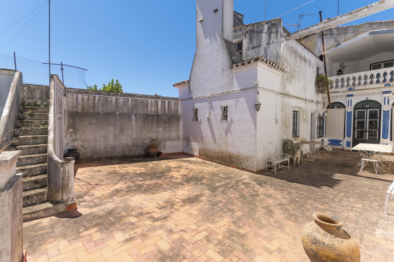 Mansion, Elvas - Image 19