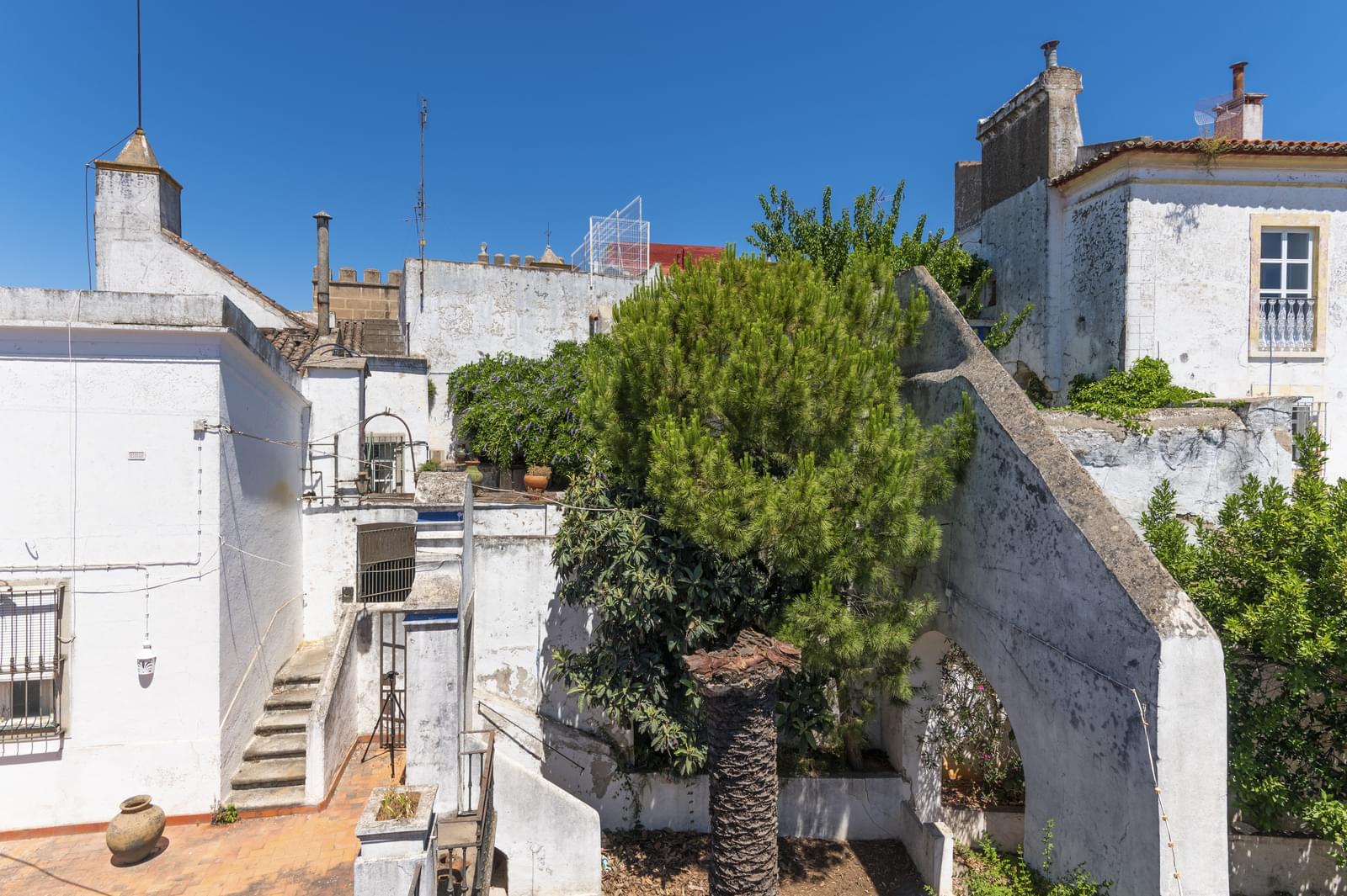 Mansion, Elvas - Image 21