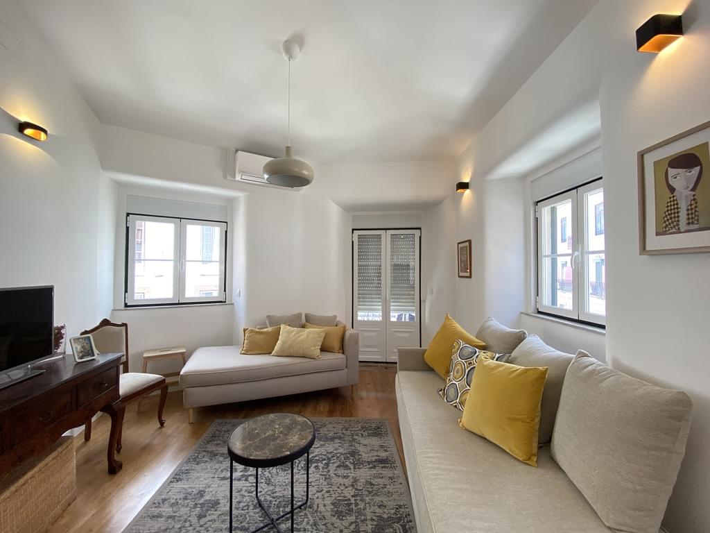 2 Bedroom Apartment with a view, Praça da Alegria, Lisboa 2385923385