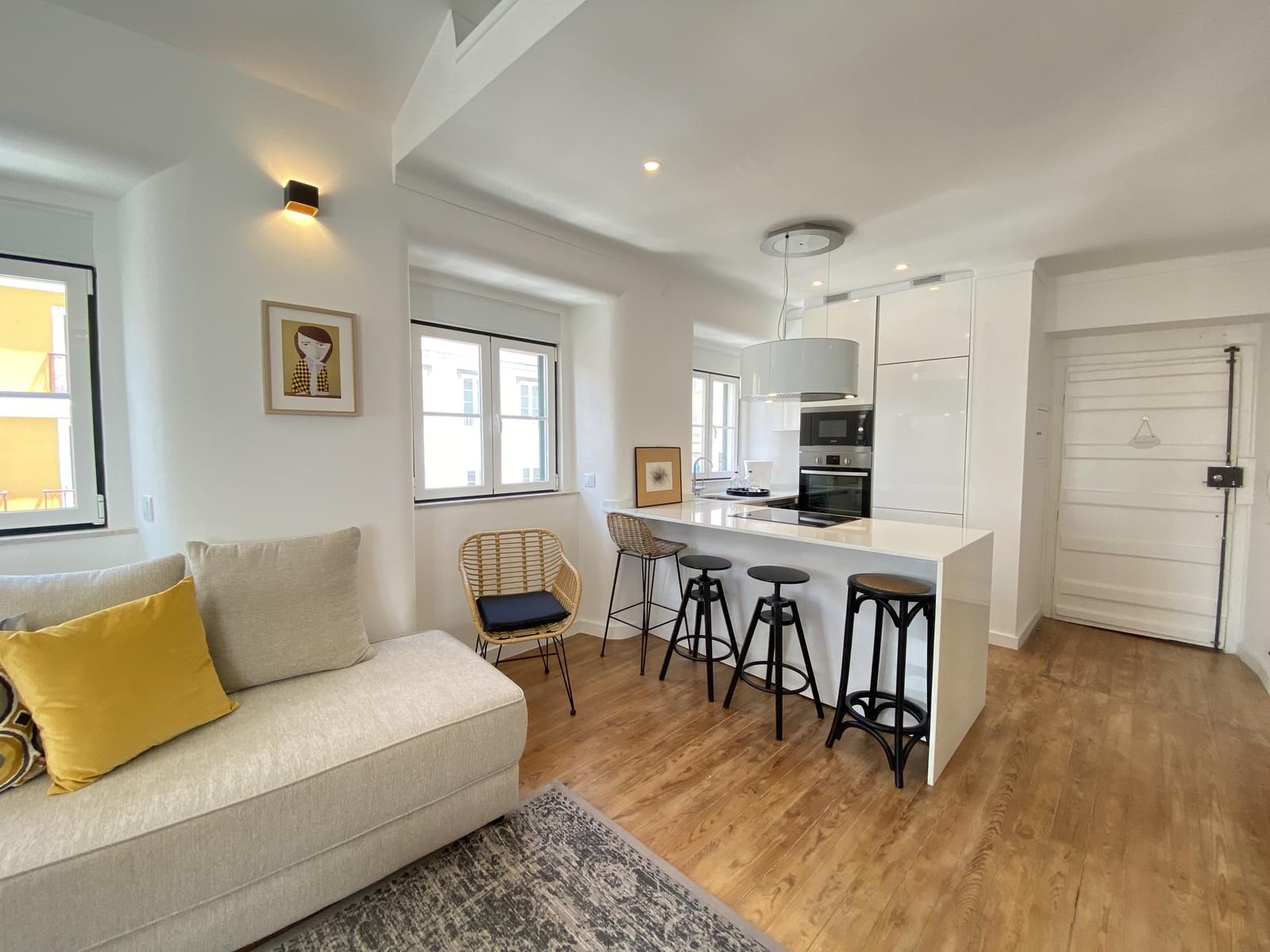 2 Bedroom Apartment with a view, Praça da Alegria, Lisboa - Image 21