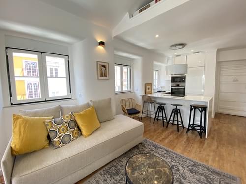 PF40784 - Apartamento T2 com vista, Praça da Alegria, Lisboa