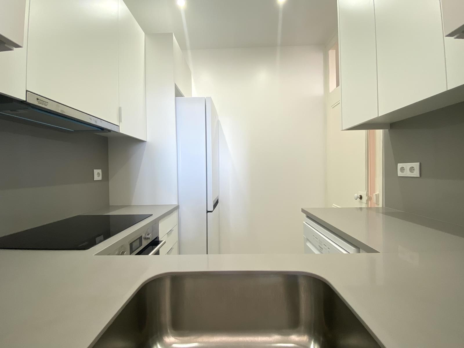 Apartamento T2 com vista, Castelo, Lisboa - Imagem 6