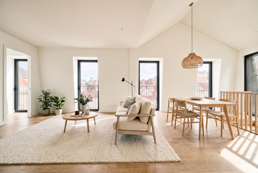 3 Bedroom Duplex in Aura, Santo António, Lisboa