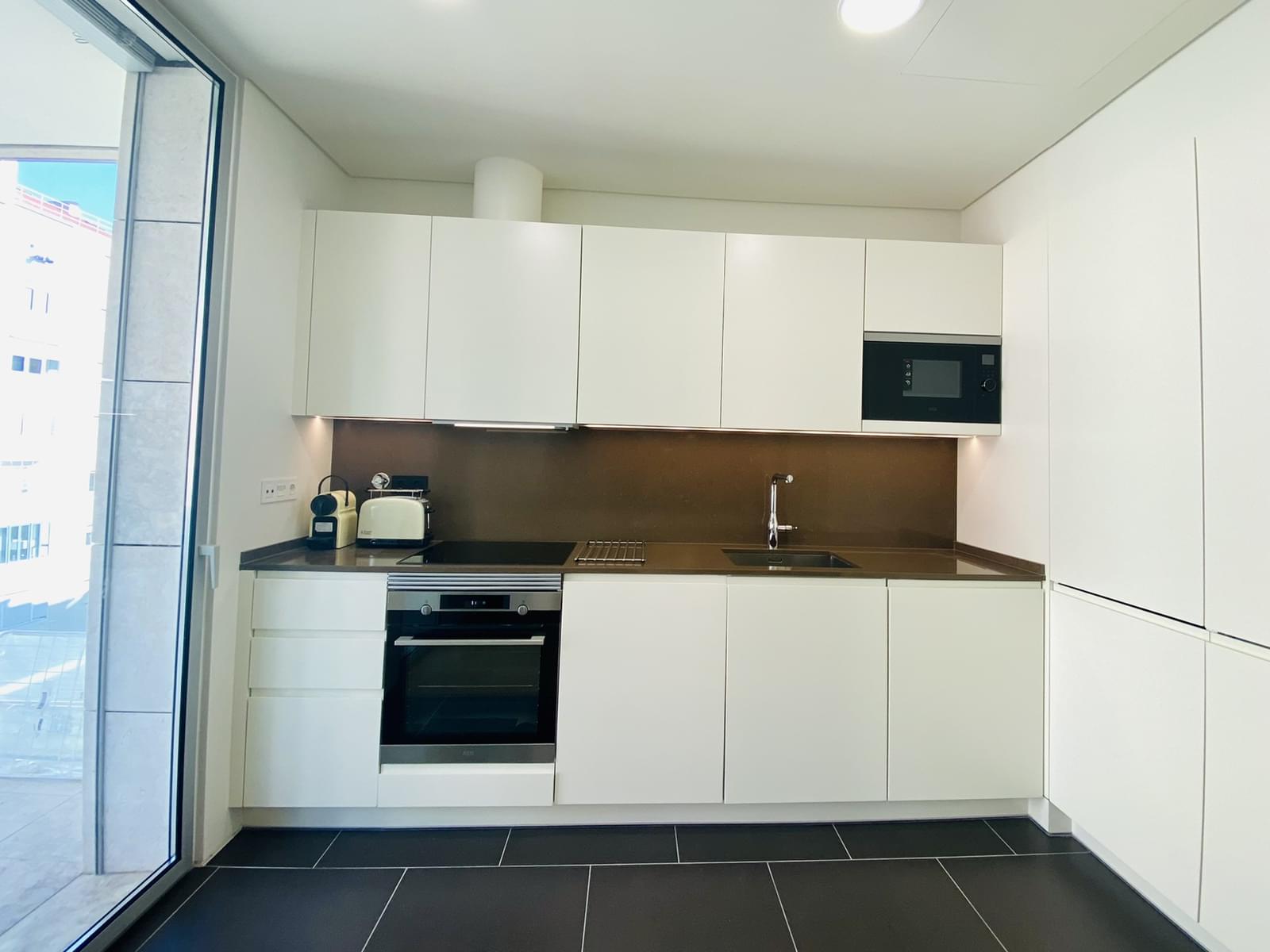 Apartamento T2 com estacionamento, Amoreiras, Lisboa - Imagem 13