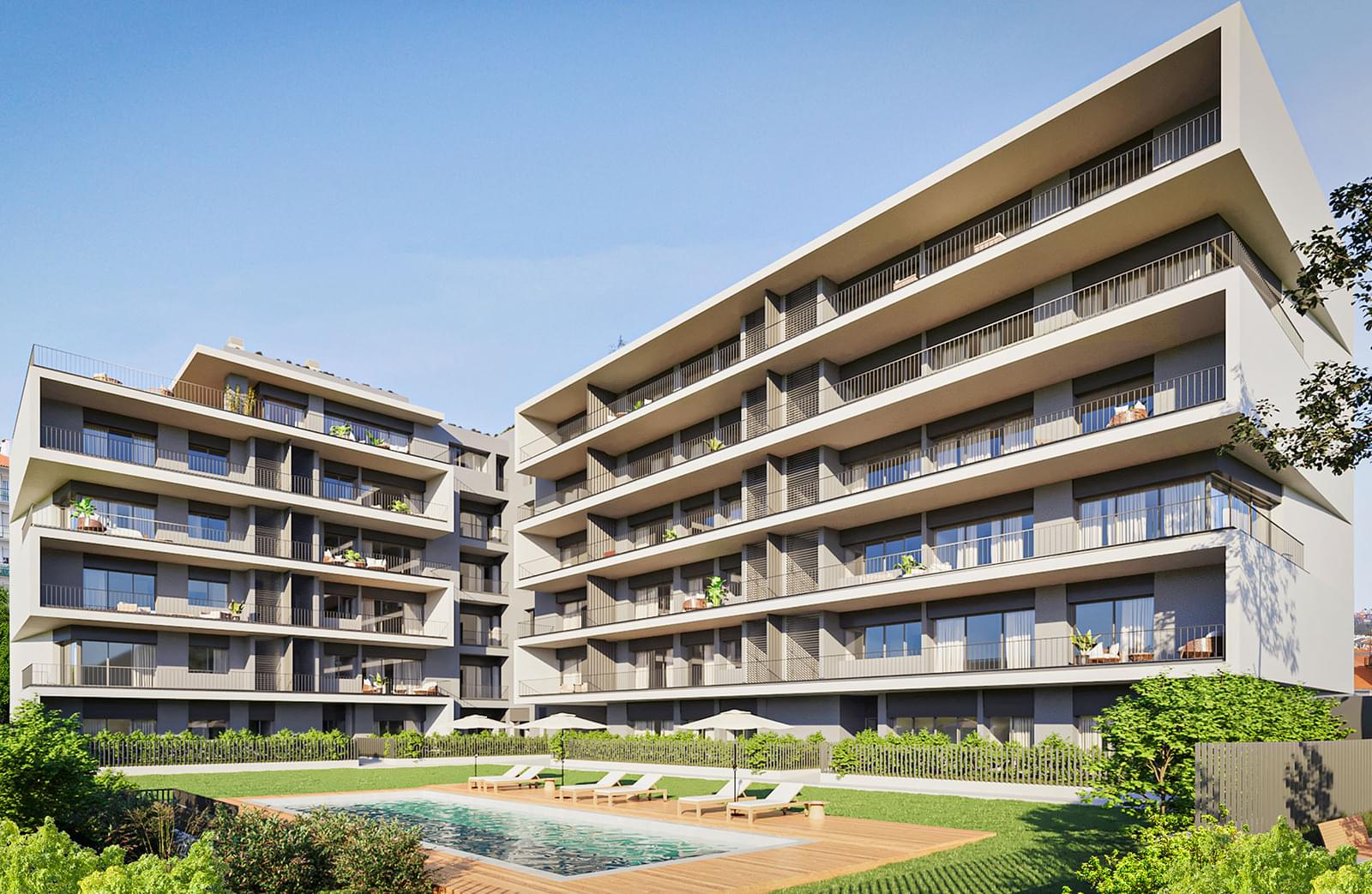 Green Plaza - Image 1