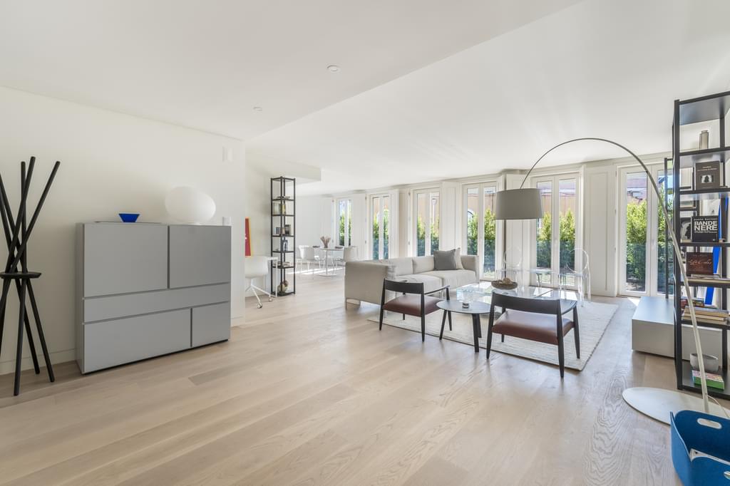 3 Bedroom Apartment in Viscondessa dos Olivais, Olivais, Lisboa 2907663773