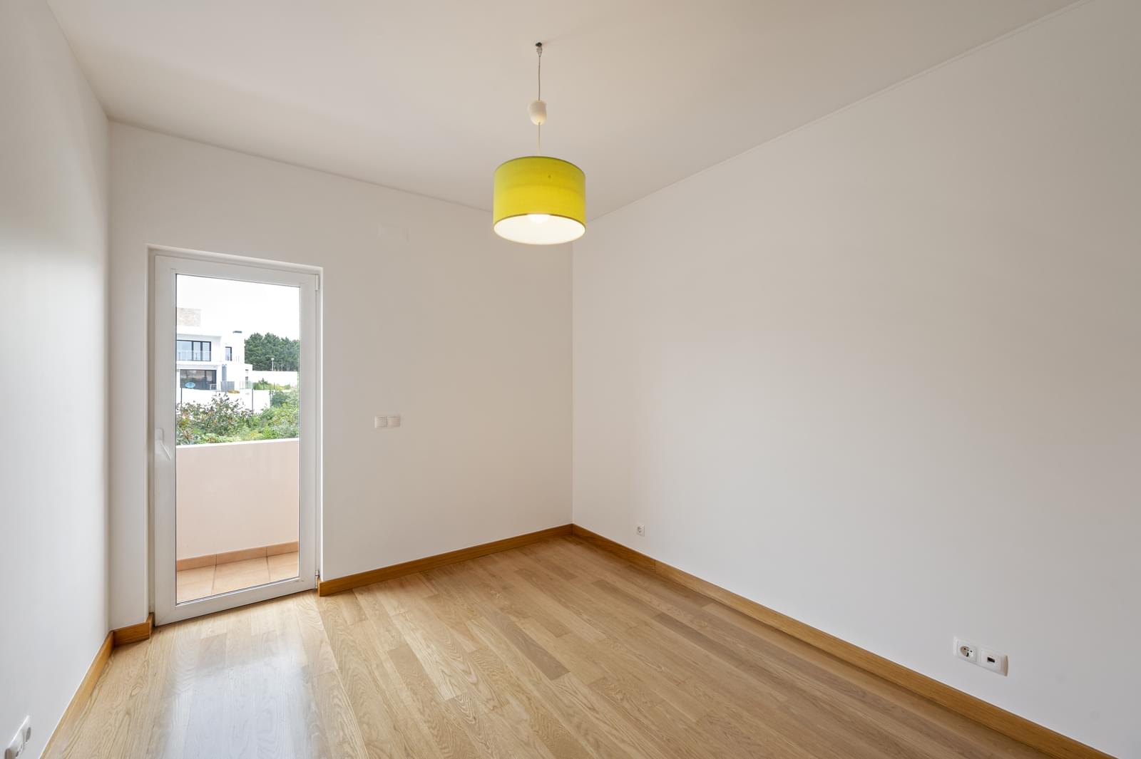 Moradia T3 com piscina, Tires, Cascais - Imagem 15
