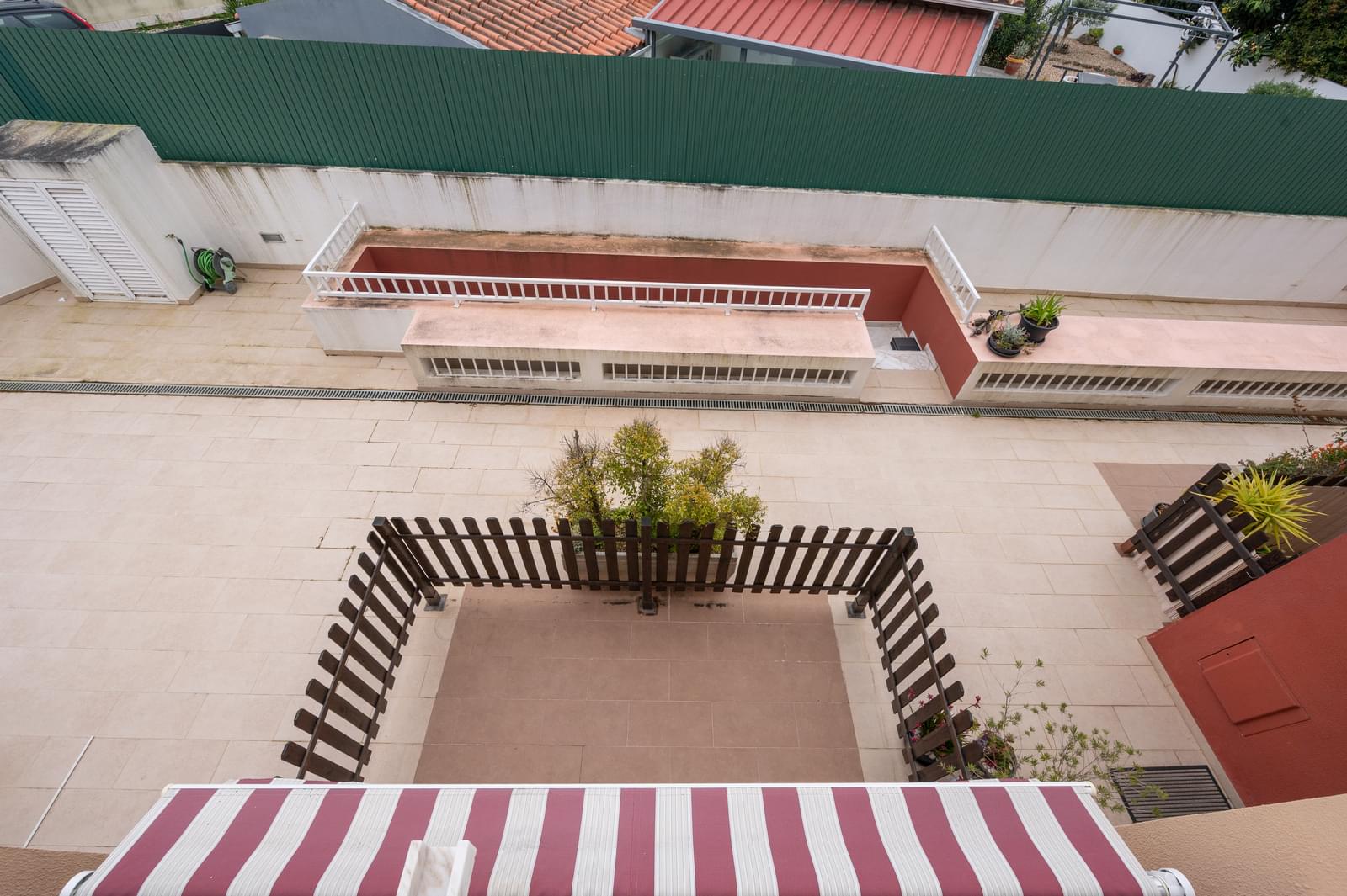 Moradia T3 com piscina, Tires, Cascais - Imagem 24