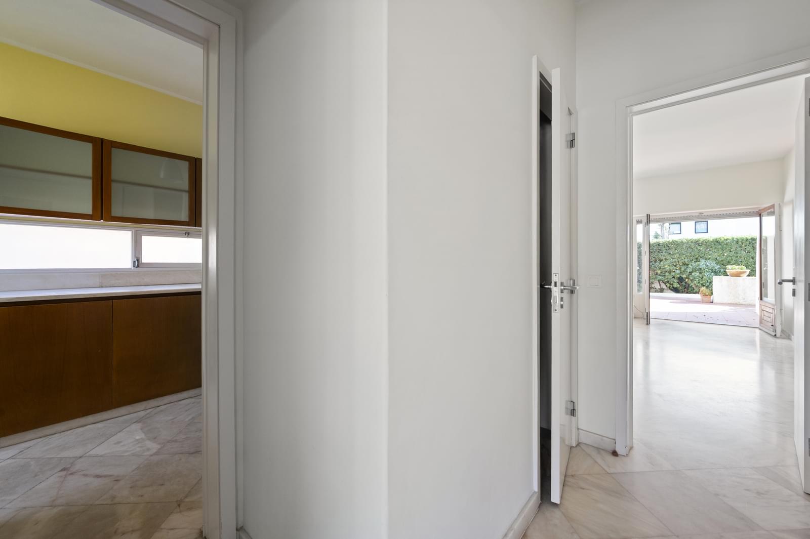 Apartamento T2 com jardim, Parede, Cascais - Imagem 10