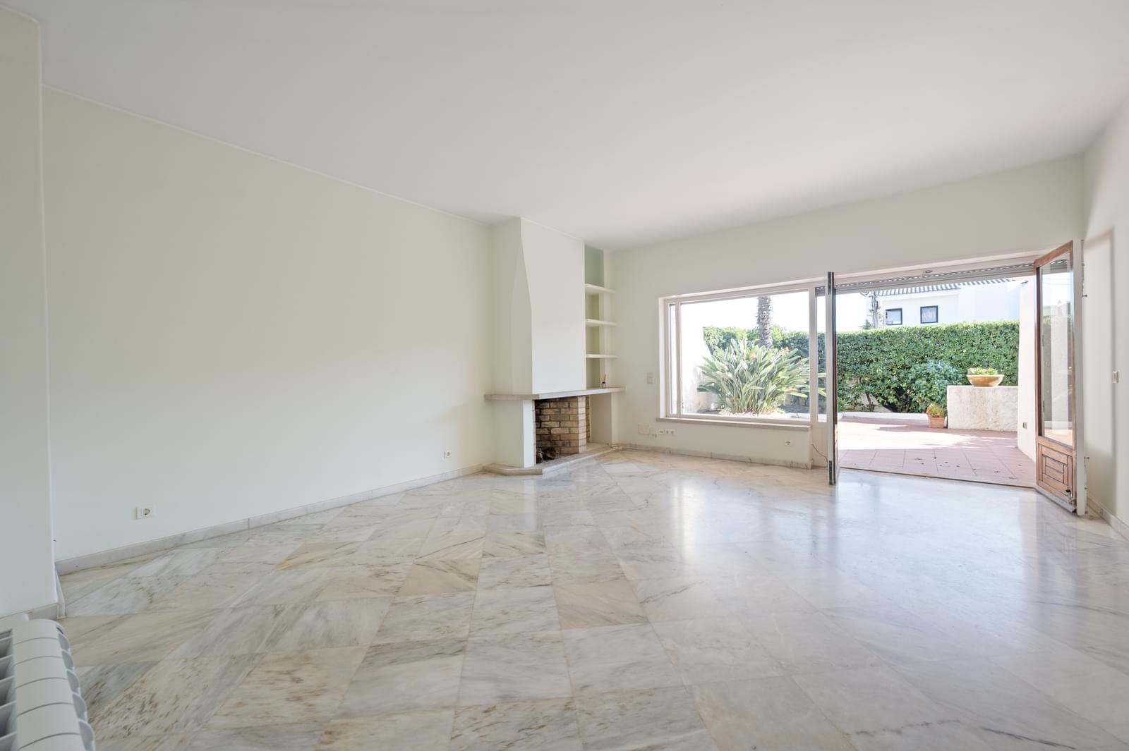 Apartamento T2 com jardim, Parede, Cascais - Imagem 4