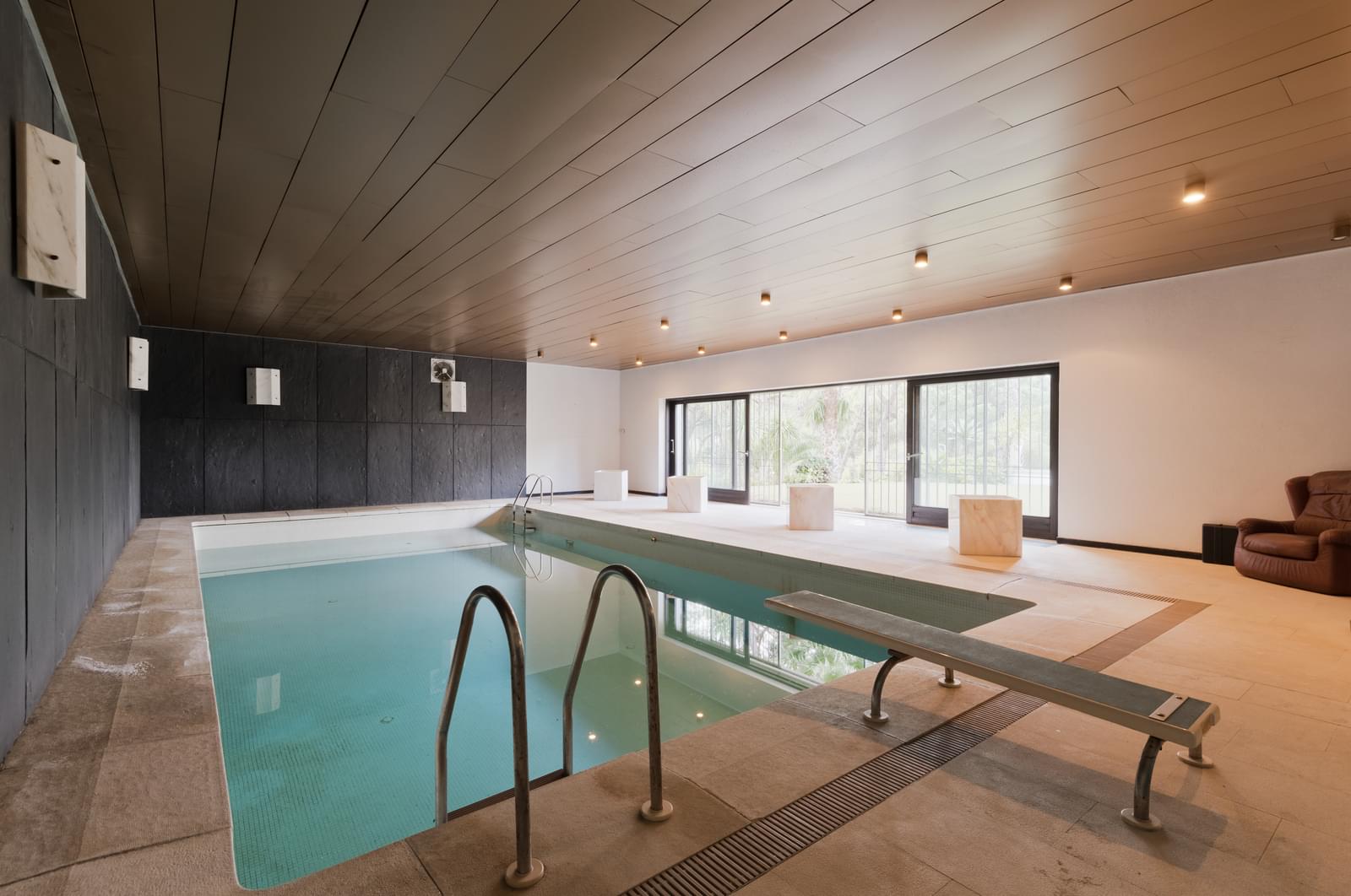 6 Bedroom Villa/Townhouse's Image 16