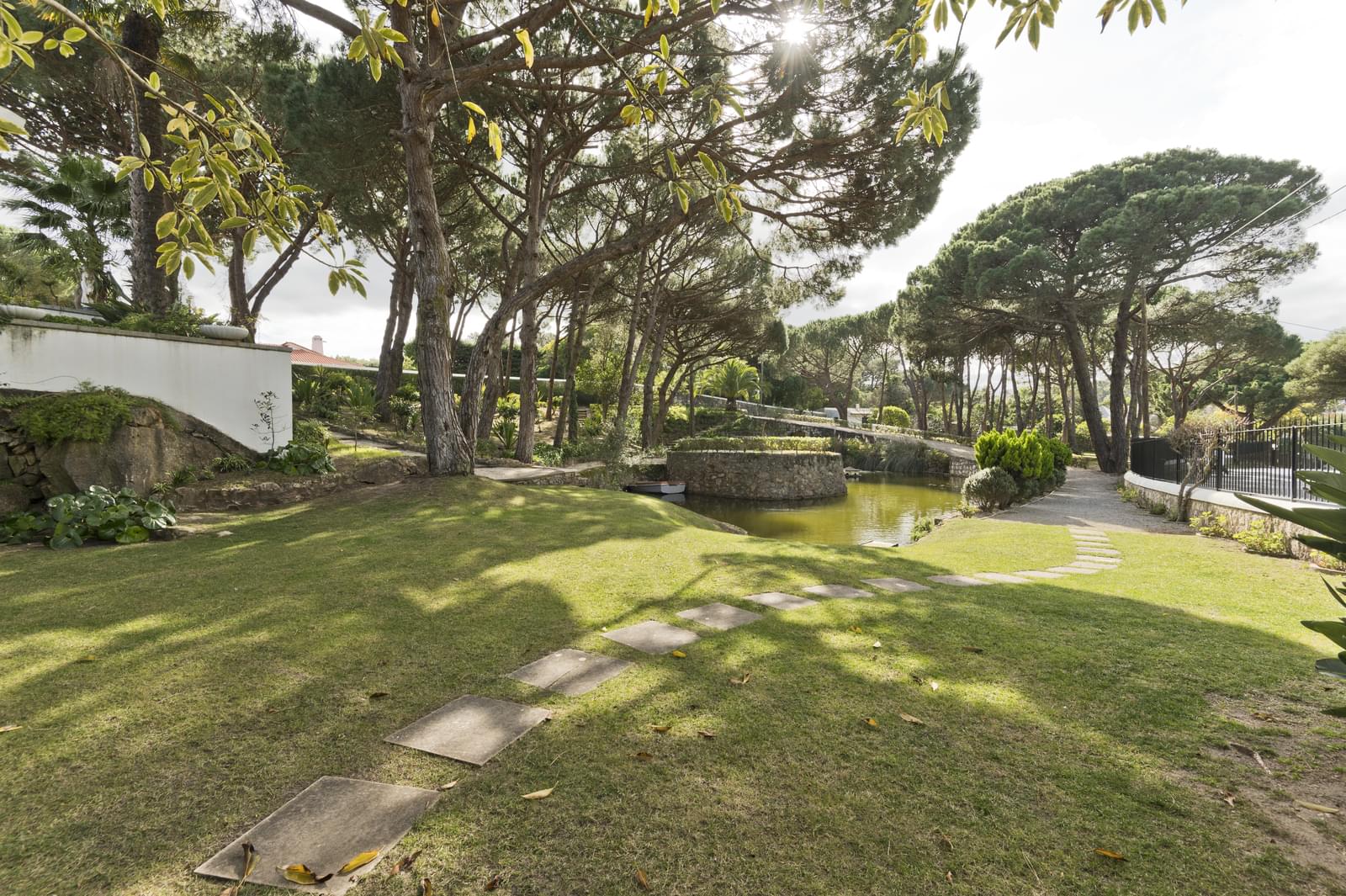 6 Bedroom Villa/Townhouse's Image 13