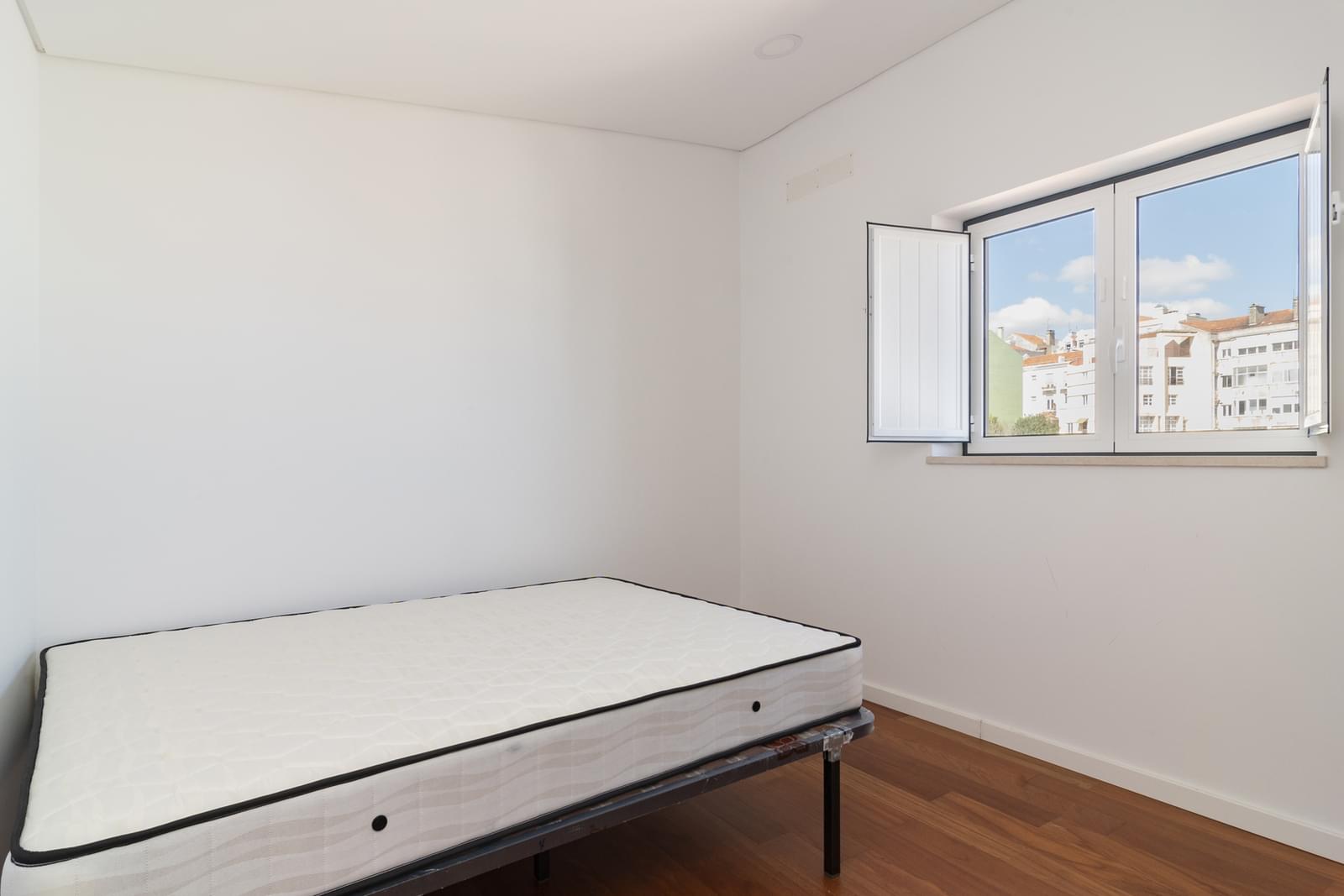 Apartamento T3 com vista, Lisboa - Imagem 23