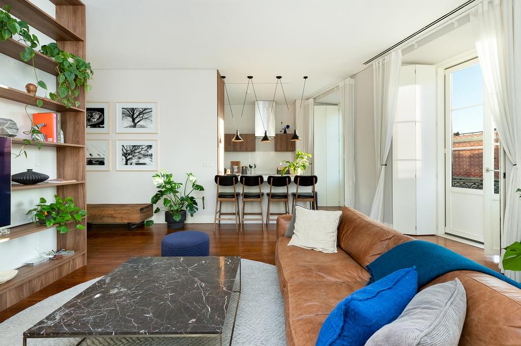 2 Bedroom Apartment with parking, Chiado, Lisboa 3499357095