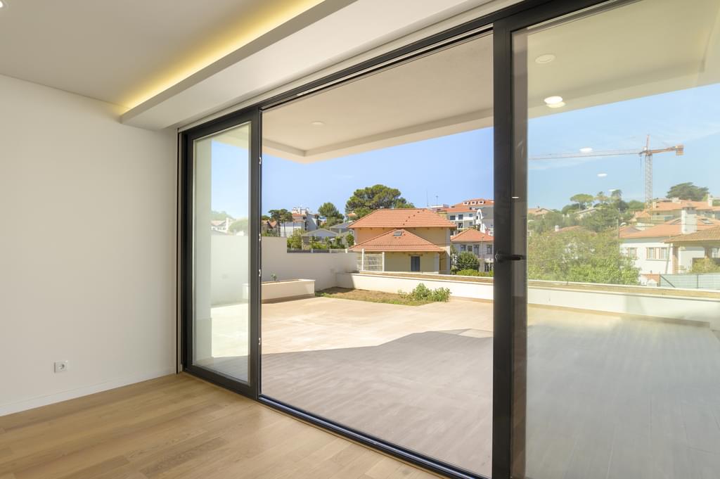 3 Bedroom Apartment with a view, Monte Estoril, Cascais