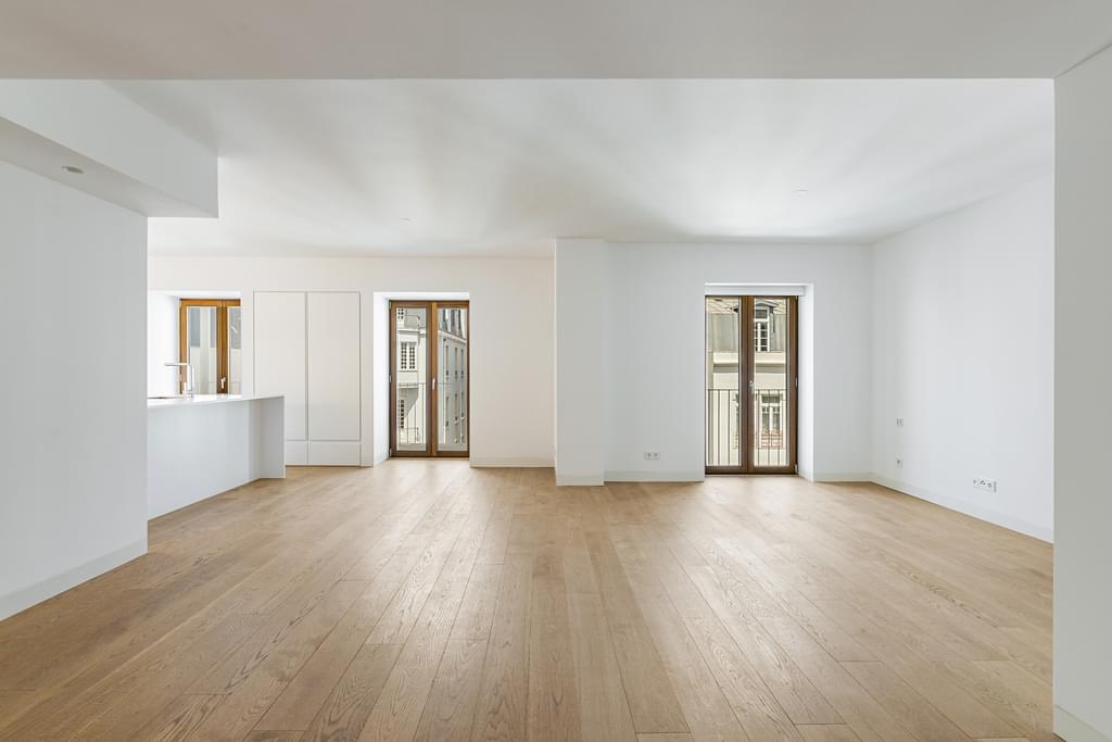 2 Bedroom Apartment with parking, Avenida da Liberdade, Lisboa