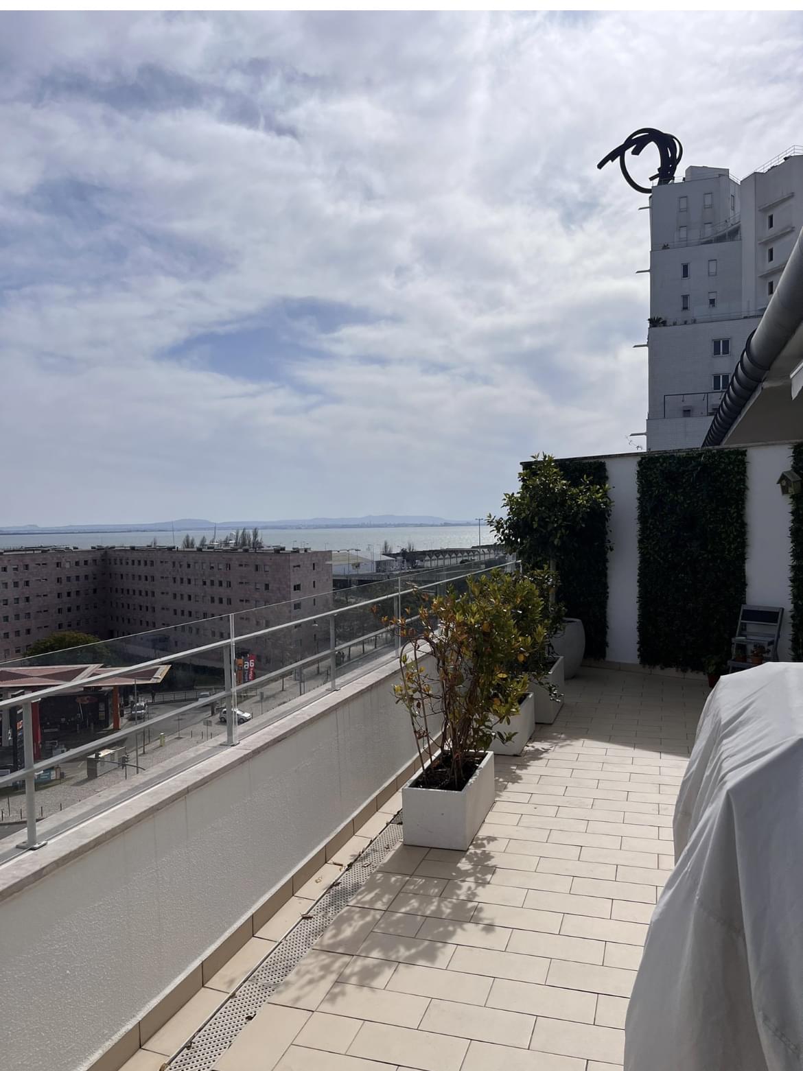 Duplex T2 com vista, Parque das Nações, Lisboa - Imagem 9