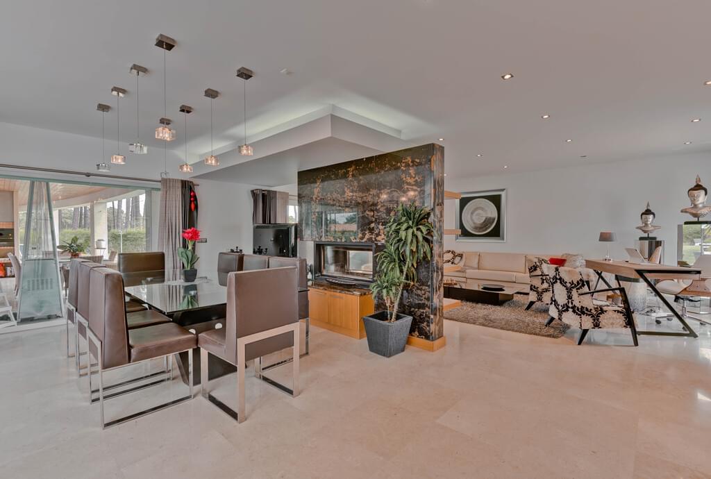 4 Bedroom Detached house with swimming pool, Aroeira, Almada 2772110008