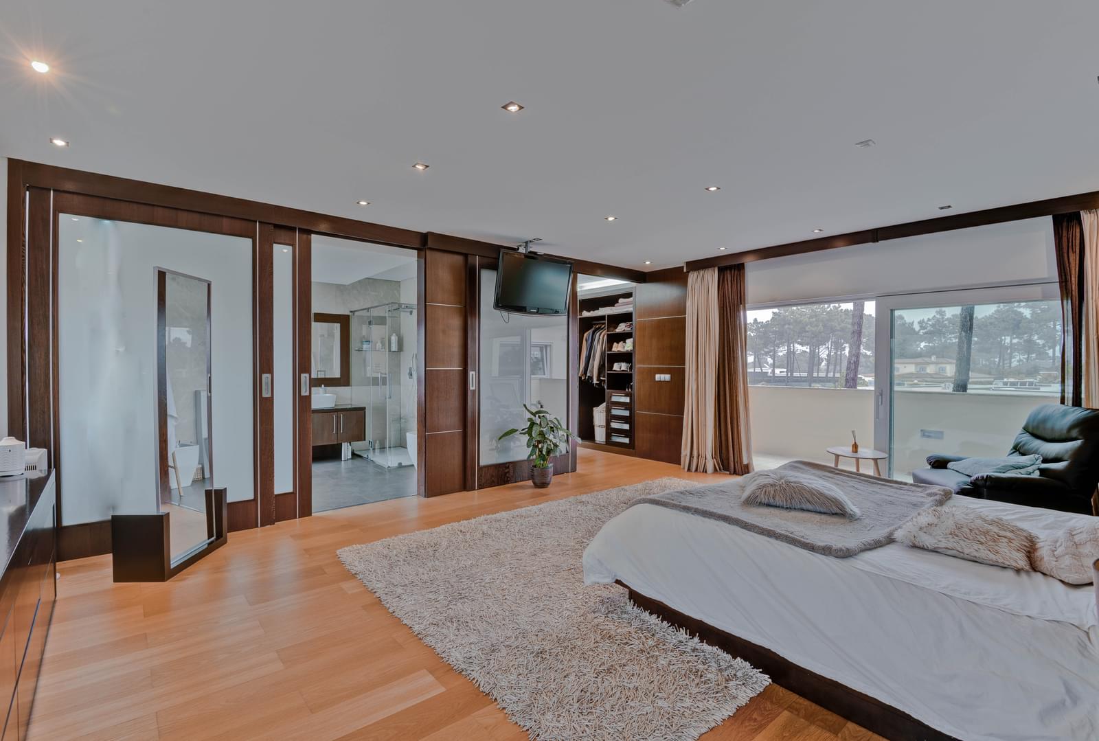 4 Bedroom Villa/Townhouse's Image 15