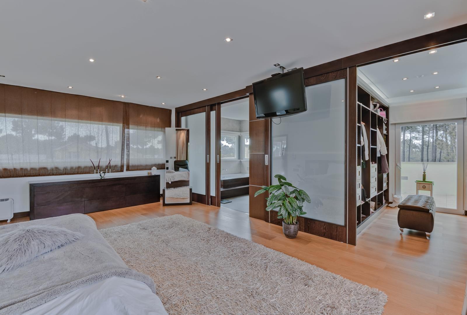 4 Bedroom Villa/Townhouse's Image 16
