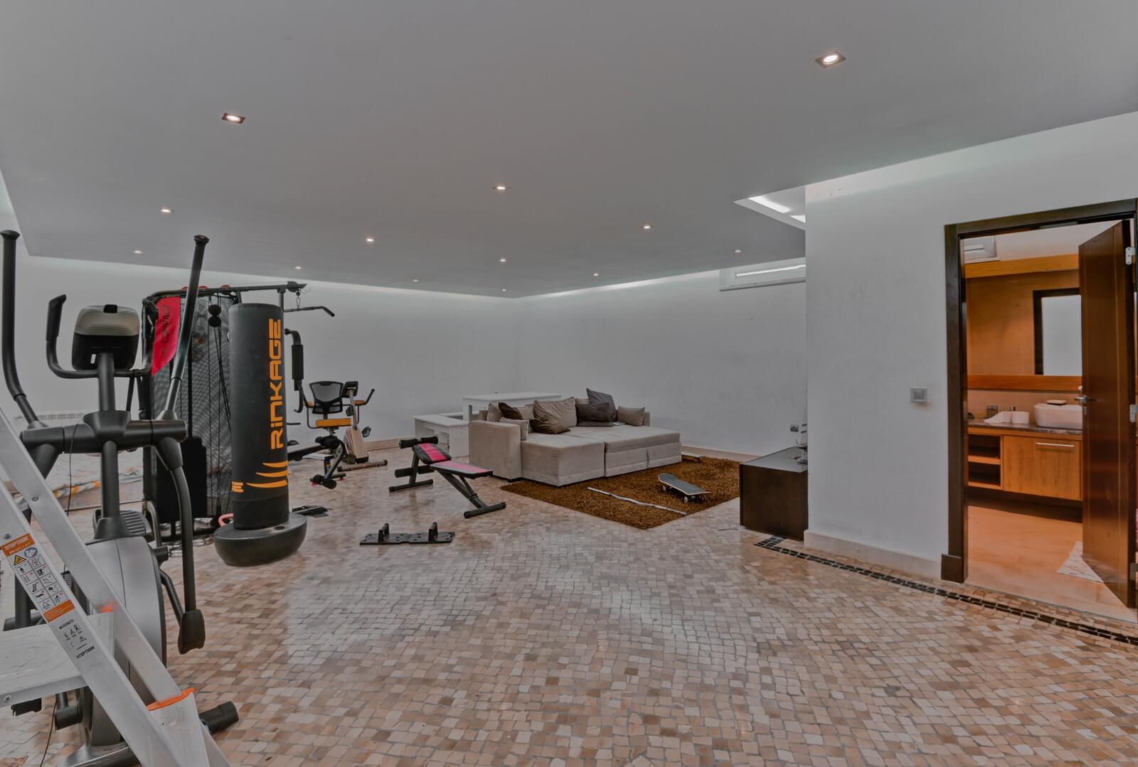 4 Bedroom Villa/Townhouse's Image 21