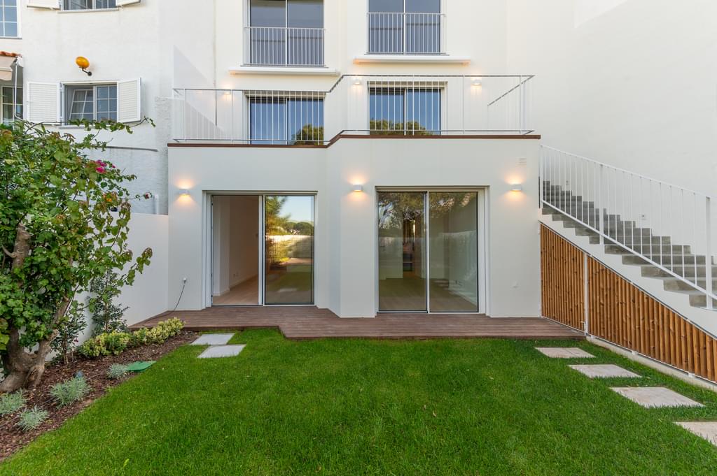 4 Bedroom House with swimming pool, Monte Estoril, Cascais 3664708662