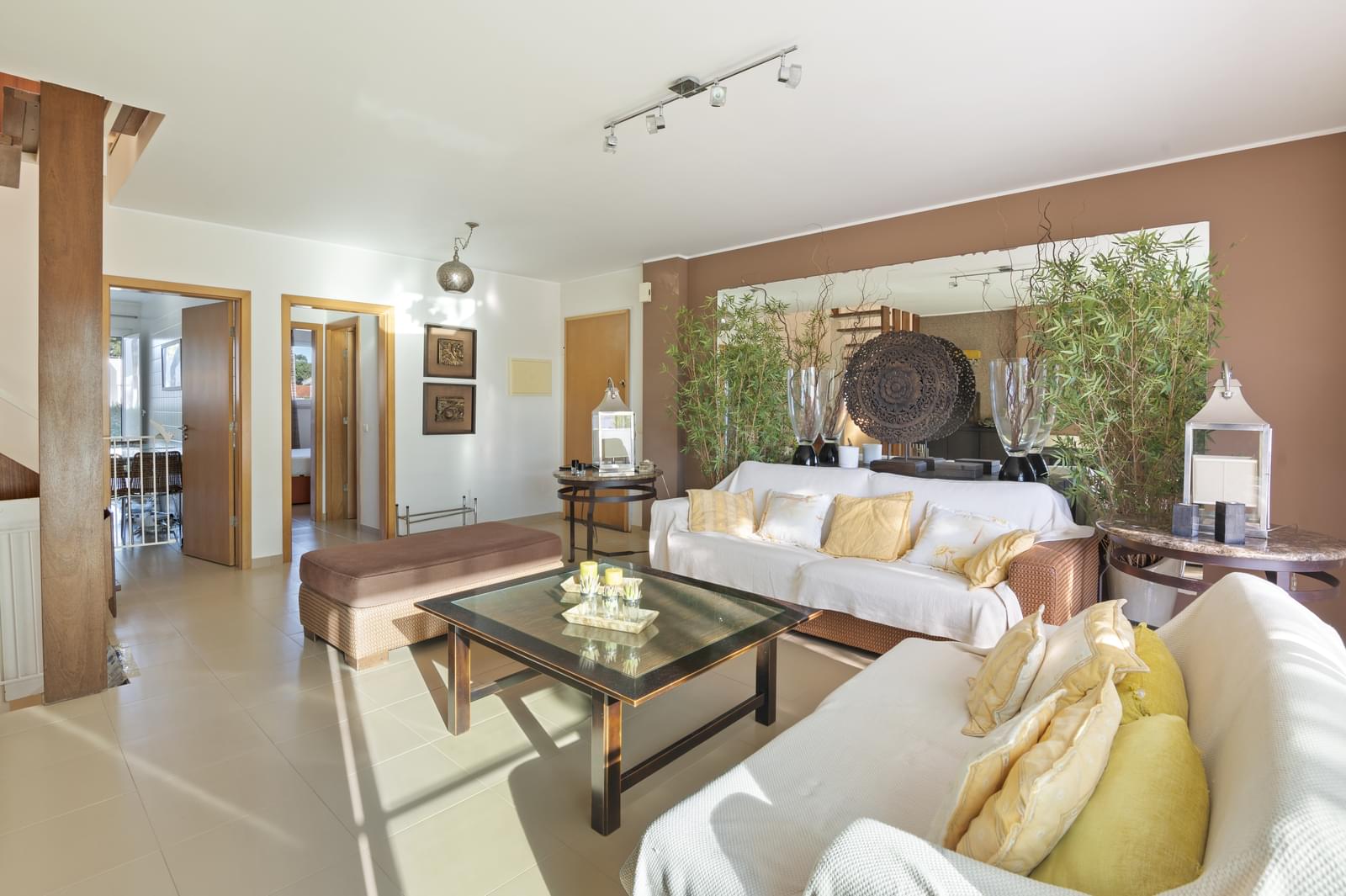 4 Bedroom Villa/Townhouse's Image 4