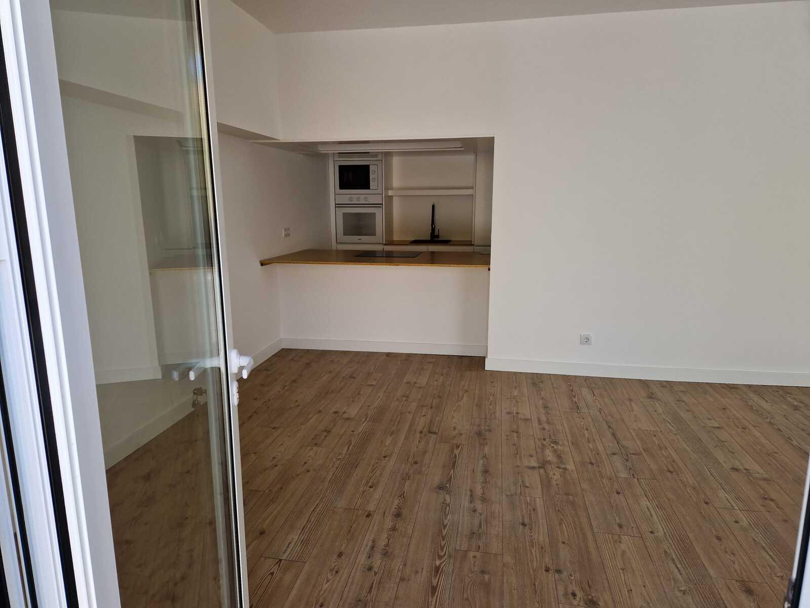 Moradia T3 com jardim, Carcavelos, Cascais - Imagem 2