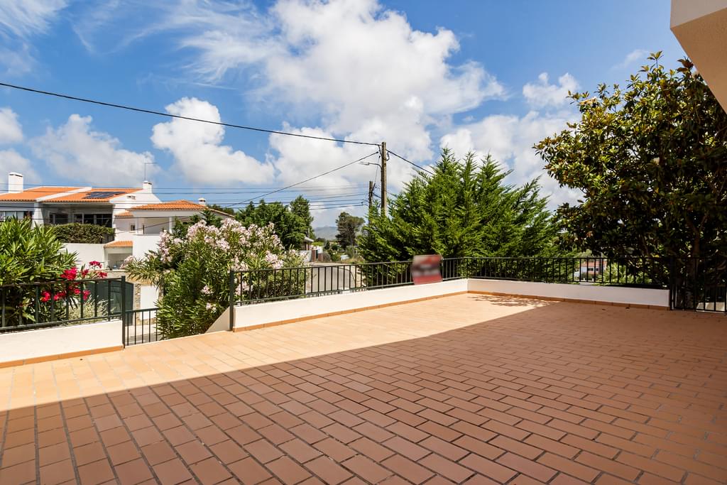 4 Bedroom Terraced house with swimming pool, Torre, Cascais 1102546410
