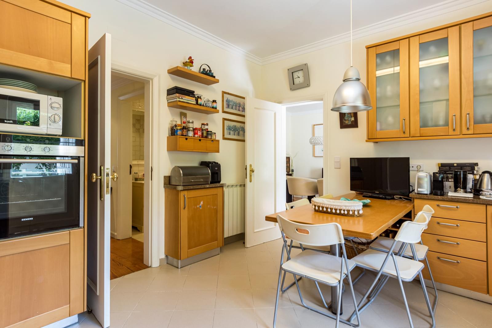 Moradia em Banda T4 + 1 com piscina, Torre, Cascais - Imagem 9