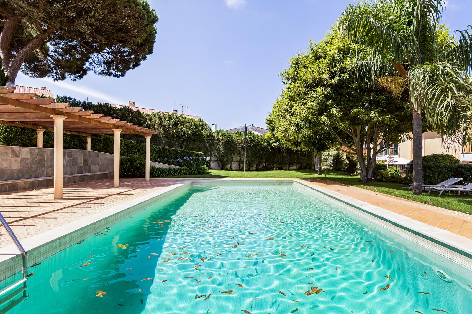 Moradia em Banda T4 + 1 com piscina, Torre, Cascais - Imagem 47