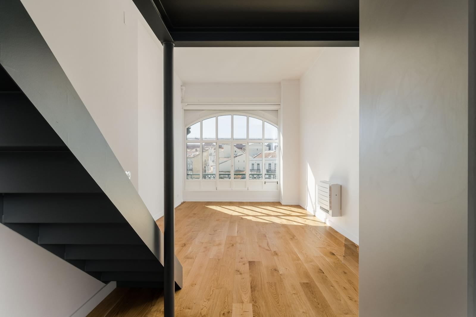 Apartamento T0 novo, Alcântara, Lisboa - Imagem 1