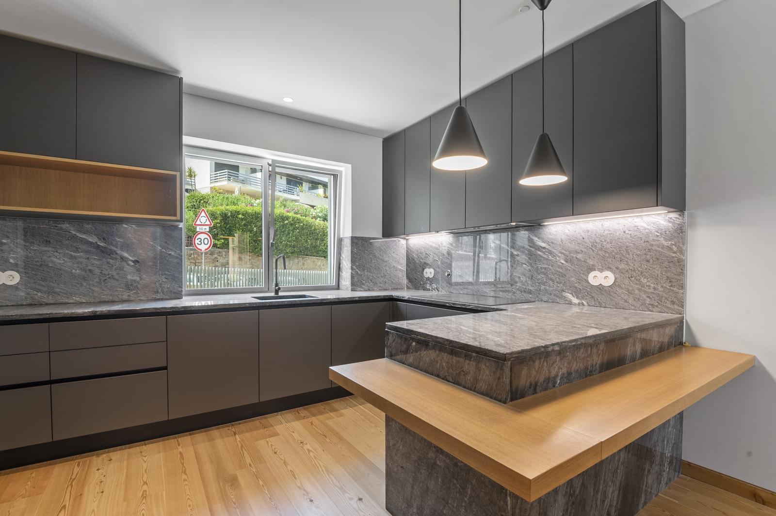 Apartamento T3 com piscina, Monte Estoril, Cascais - Imagem 14