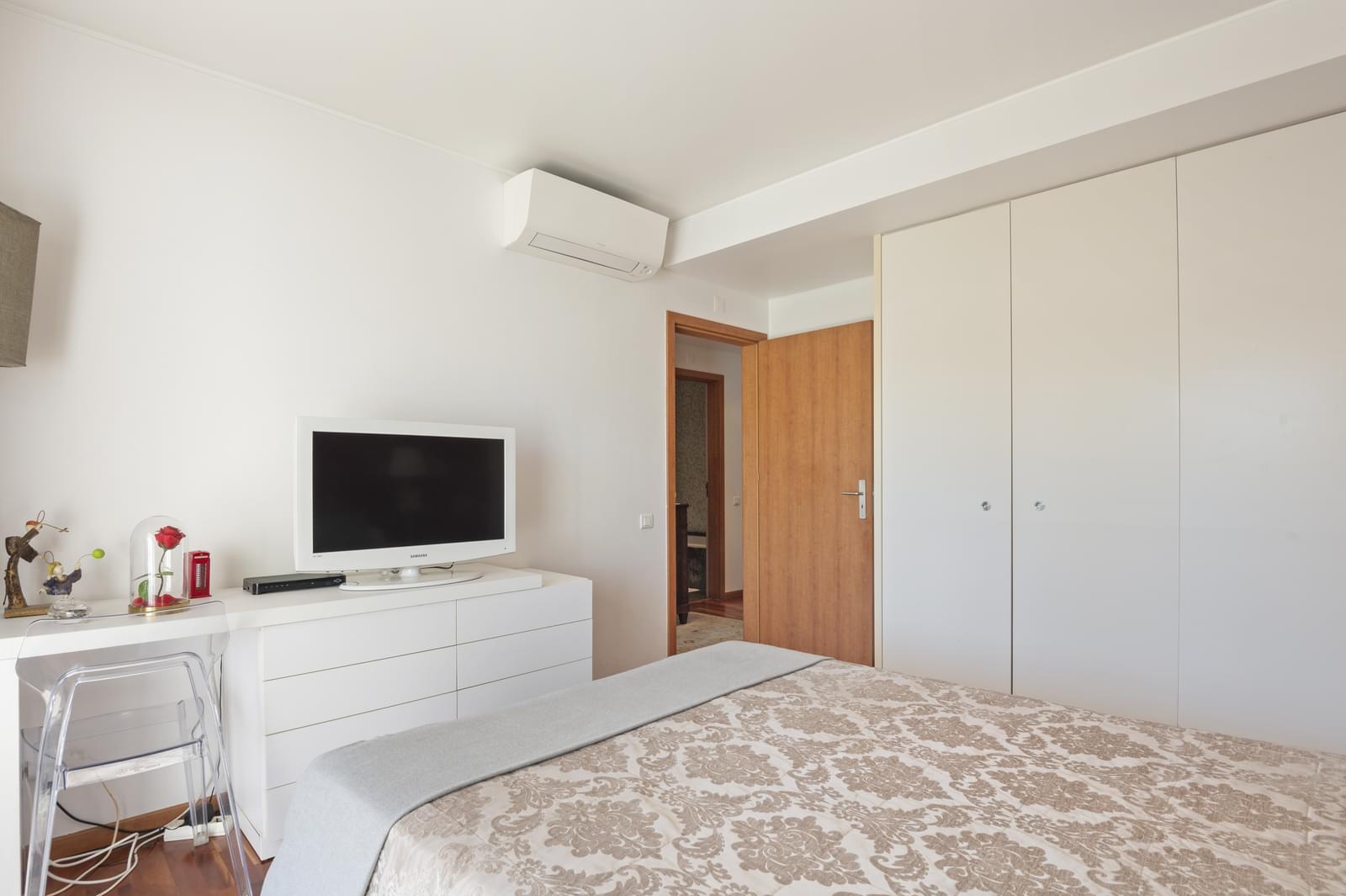 Apartamento T4 com jardim, Cascais - Imagem 30