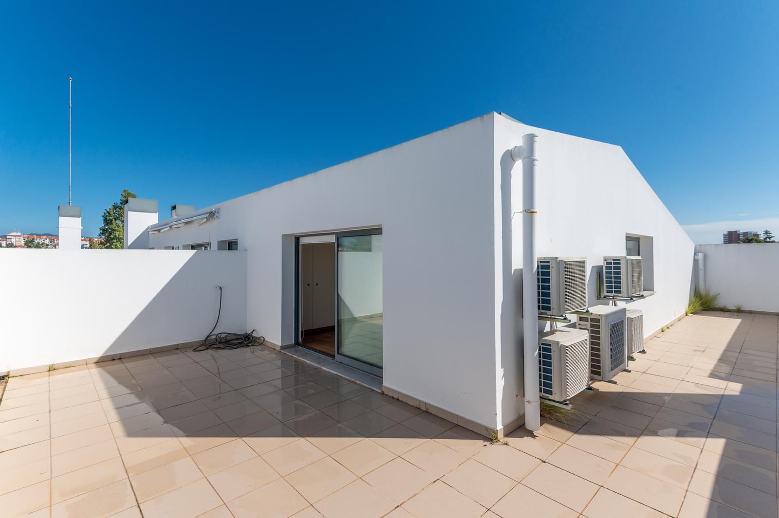 Apartamento T4 com jardim, Cascais - Imagem 40