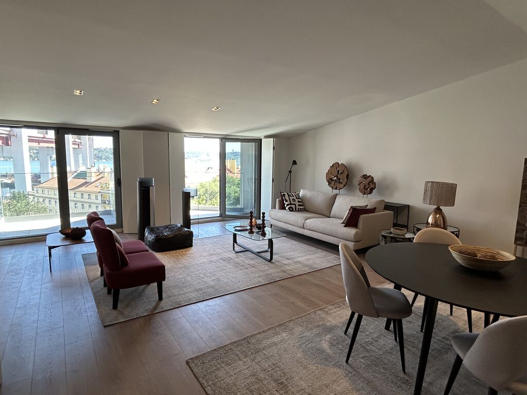 3 Bedroom Apartment with a view, Alcântara, Lisboa 829914314
