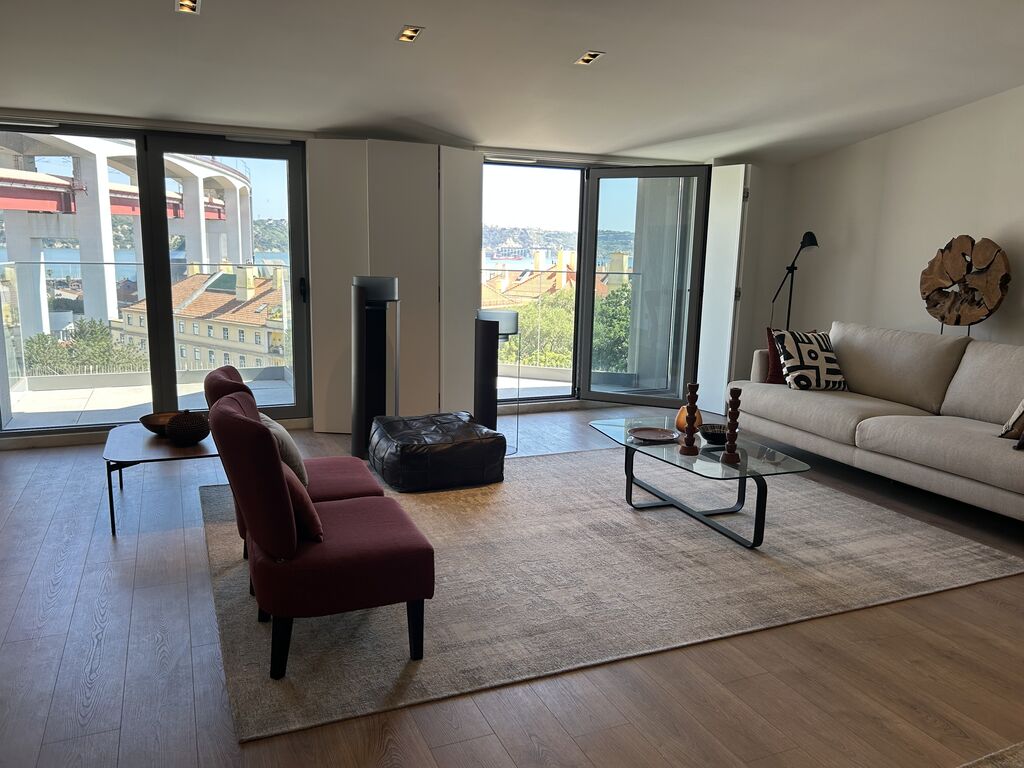 3 Bedroom Apartment with a view, Alcântara, Lisboa 829914314
