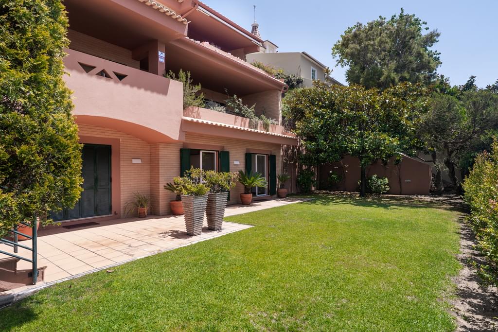 3 Bedroom Duplex with swimming pool Parque Palmela Cascais
