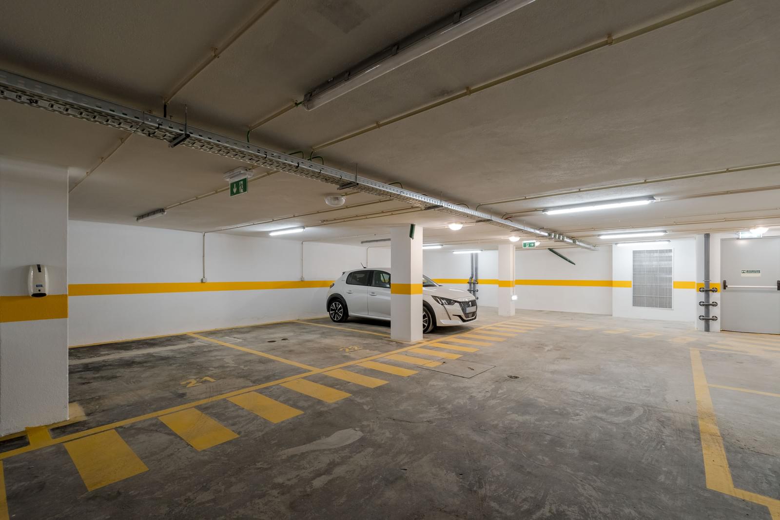 Apartamento T2 com piscina, Saldanha, Lisboa - Imagem 32