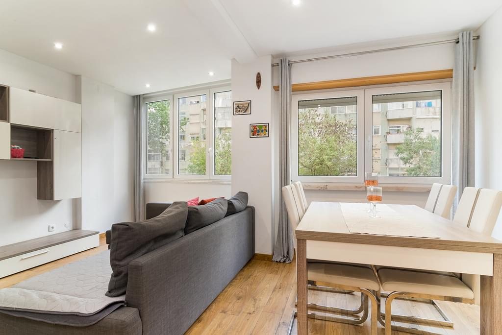 2 Bedroom Apartment with a view, Benfica, Lisboa 308117125