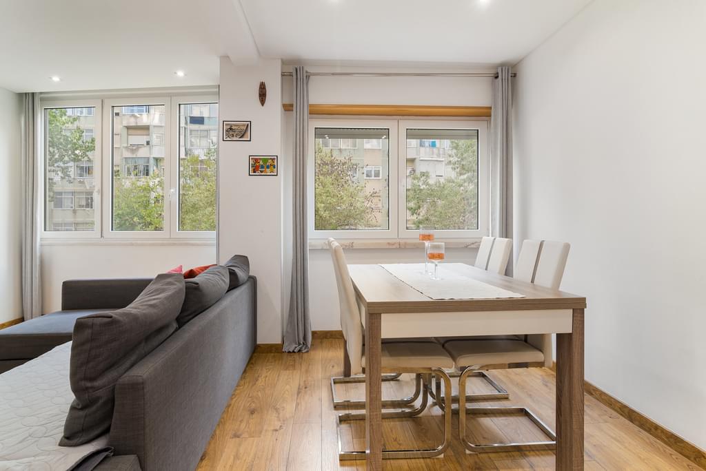 2 Bedroom Apartment with a view, Benfica, Lisboa 308117125