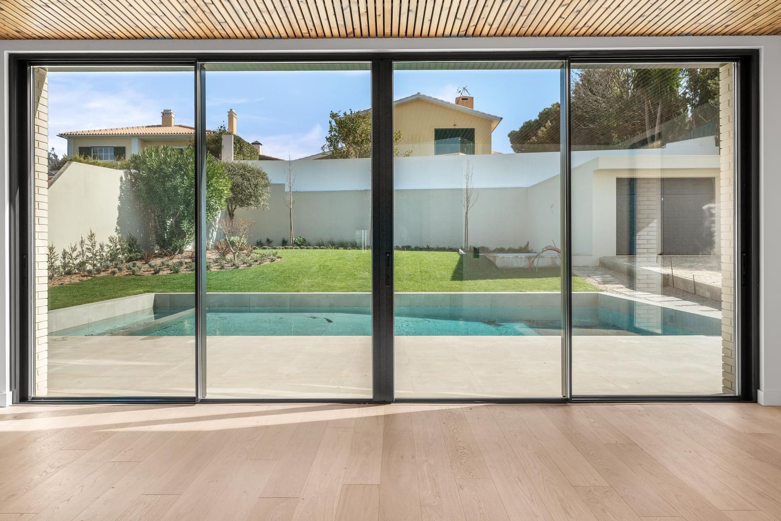 4 Bedroom Villa/Townhouse's Image 11